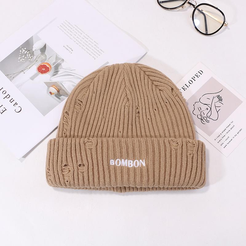 High Quality American Casual Hat Men and Women Winter Ripped Wool Hat Warm Ear Protection Knit Hat Letter Cold Hat