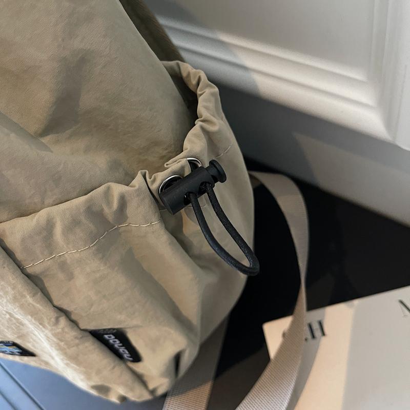 Tote Bag Women's Drawstring Backpack Large Capacity Lightweight Commuter Portable Shoulder Bag