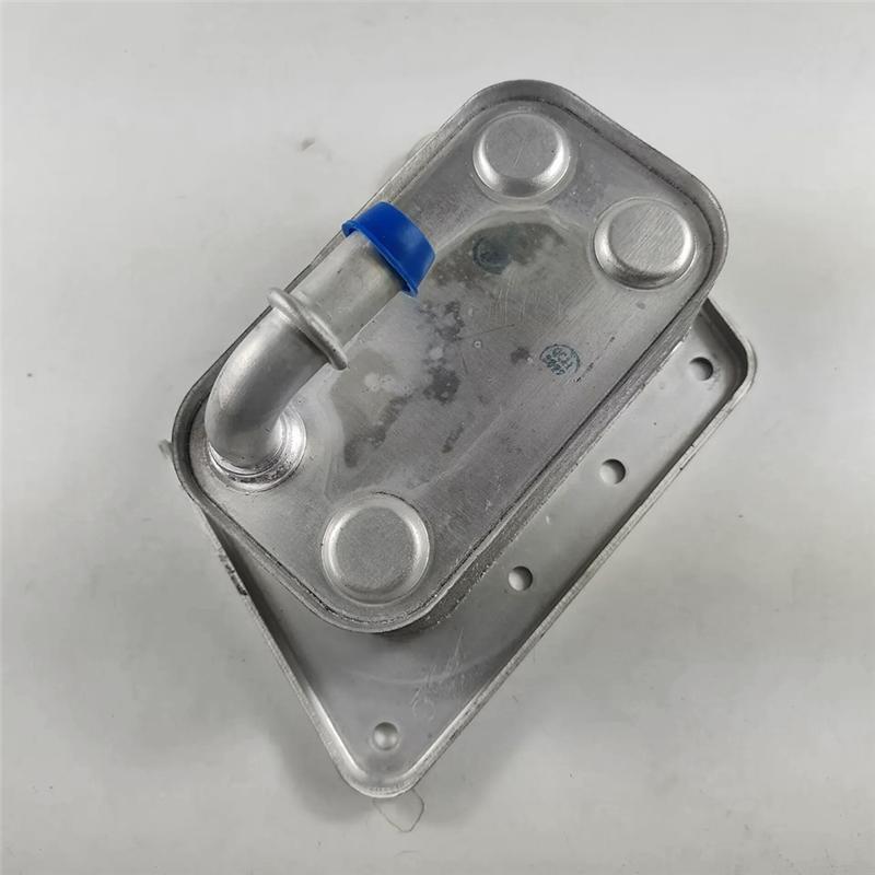 Chladič motorového oleje pro Jeep Cherokee KJ 2006-2007 2.8Crd 68020552AA 6802-0552-AA-A87Q