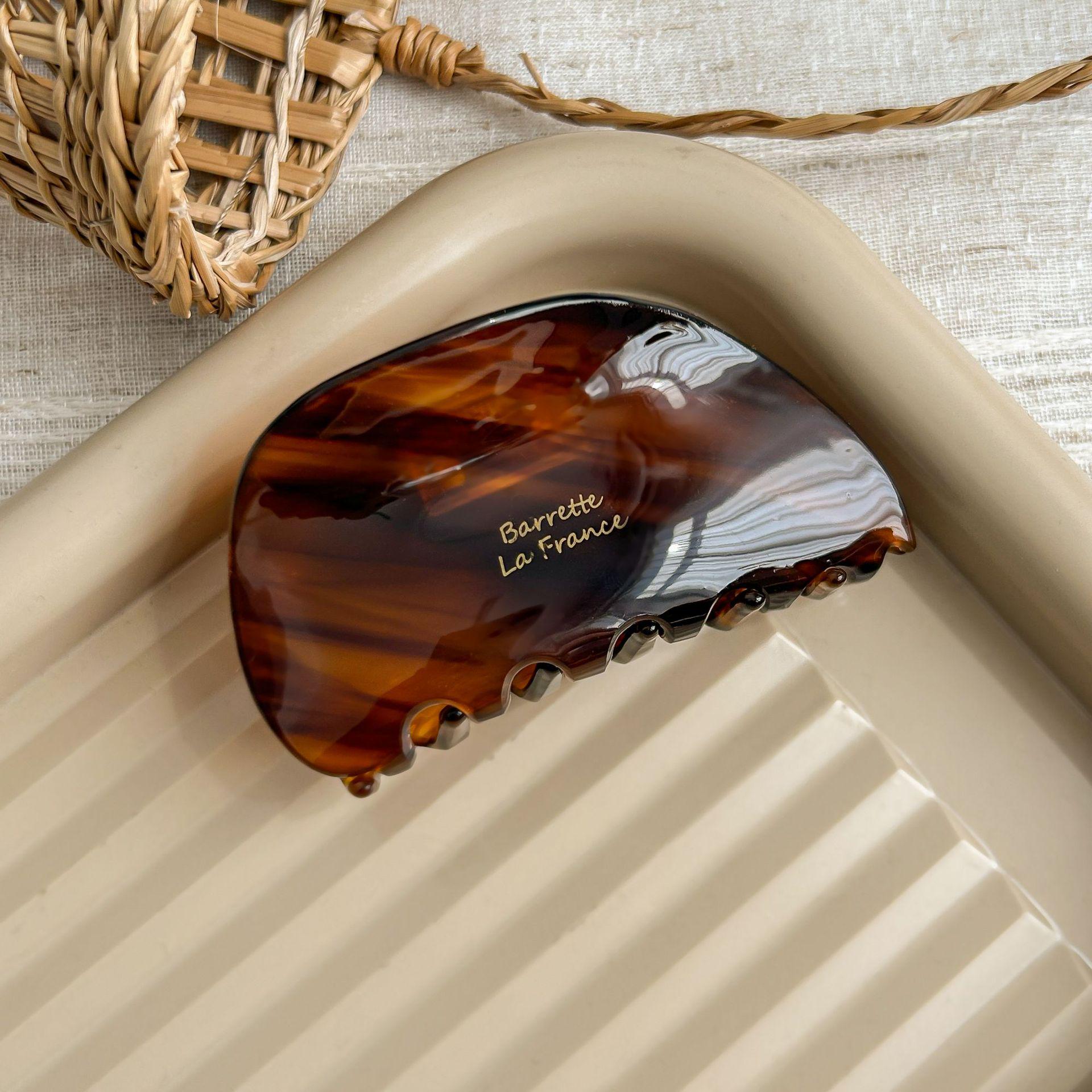 Элегантный французский коричневый ацетатный зажим-коготь для тонких волос: Высококачественный текстурированный зажим-акула для волос