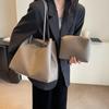 Yogodlns Vysoce kvalitní velkokapacitní taška typu bucket pro ženu, nová módní texturovaná ruční taška přes rameno pro každodenní nošení do práce a z práce, podpažní taška tote
