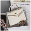 New Popular Summer Cowhide High-end Leather Messenger Small Bag for Women