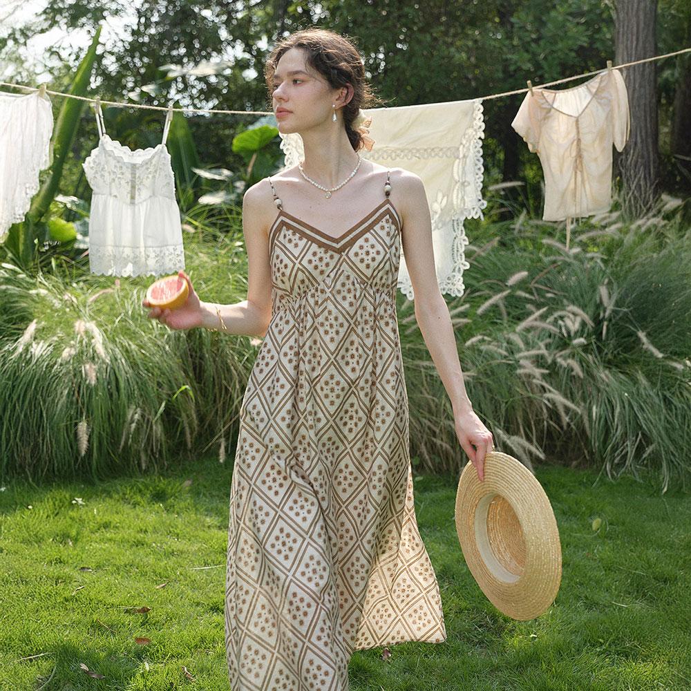 Simpeulleteulo Sr_Brown Floral Shadow Dress