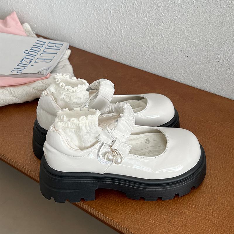 Beige retro thick heel platform small leather shoes women's 2025 new summer versatile skirt Mary Jane light mouth single shoes