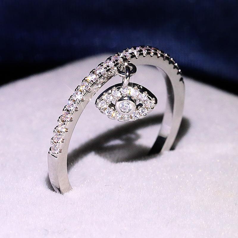 Simple and Versatile Fashion Women's Rings Angel Eyes Creative Style European and American Party Accessories  Travel Commemoration