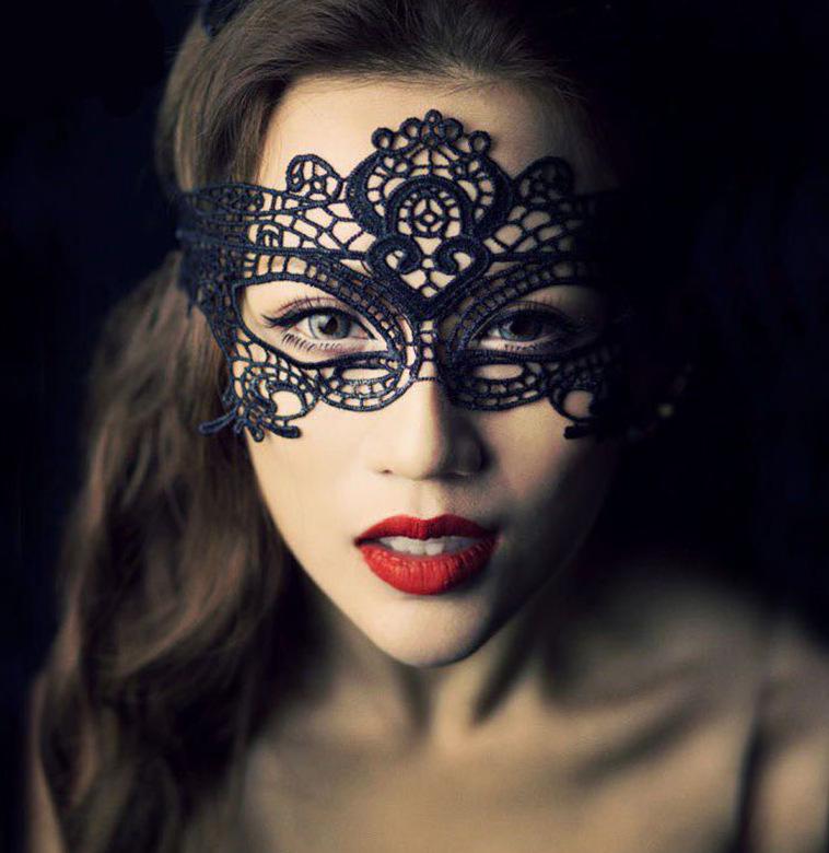 Set Lenjerie Milian Temptation: Mască de ochi din dantelă, Curea lanț de câine, Pălărie de poliție și Jucării amuzante pentru urechi