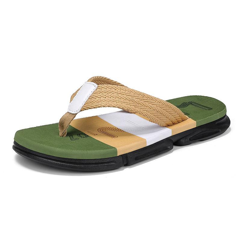 

Large size men s color matching slippers summer indoor and outdoor casual flip-flops breathable casual pinch beach shoes 45