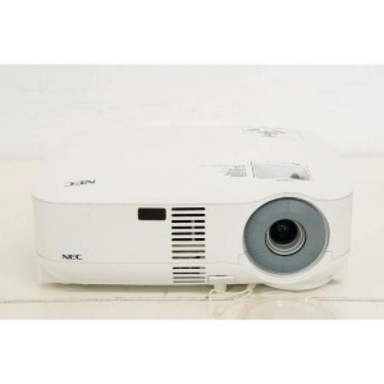 BRUKT NEC VT695J 3LCD XGA-projektor – 2500 ANSI lumen, 1040×768 oppløsning, 100–240 V AC