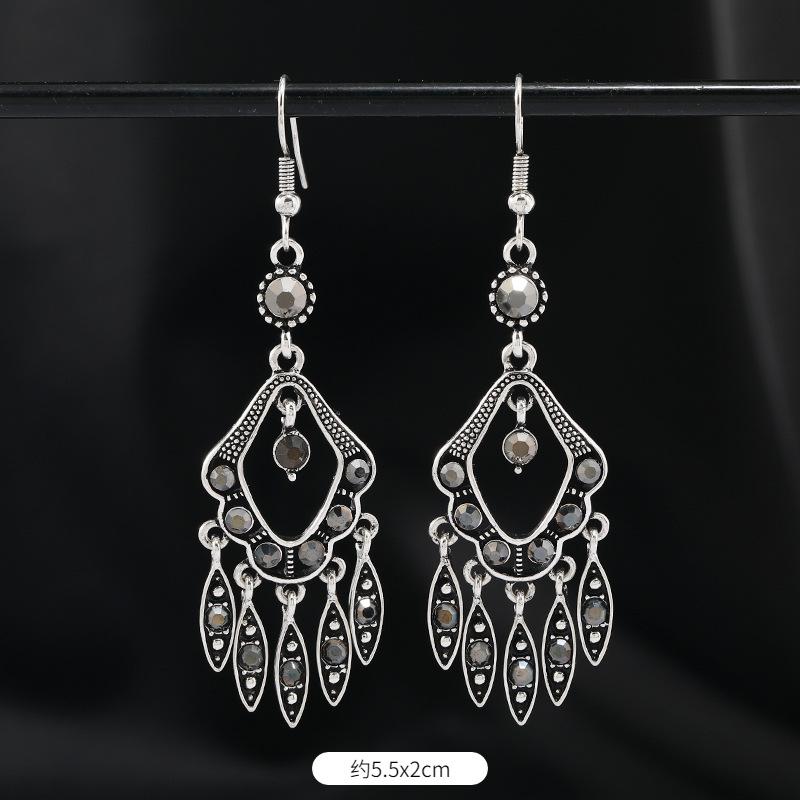 

Оригинальные серьги в ретро-дворцовом стиле с бахромой, серьги с темпераментом, женские длинные серьги с кристаллами