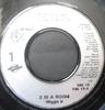 7inch Record 2 IN A ROOM Wiggle It SBK19 SBK Records 1990 UK Dance Electronica Used