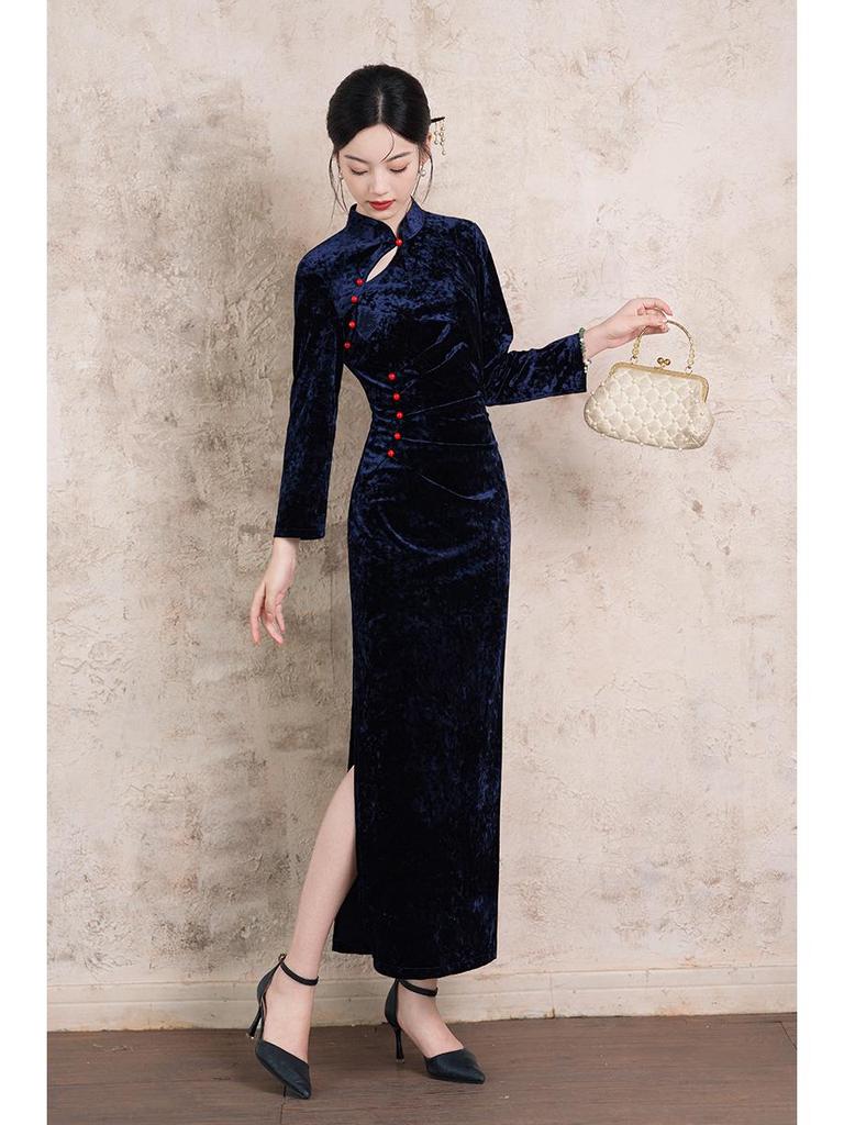Women's Velvet Green Cheongsam: Retro High-End Autumn/Winter Long Sleeve Dress