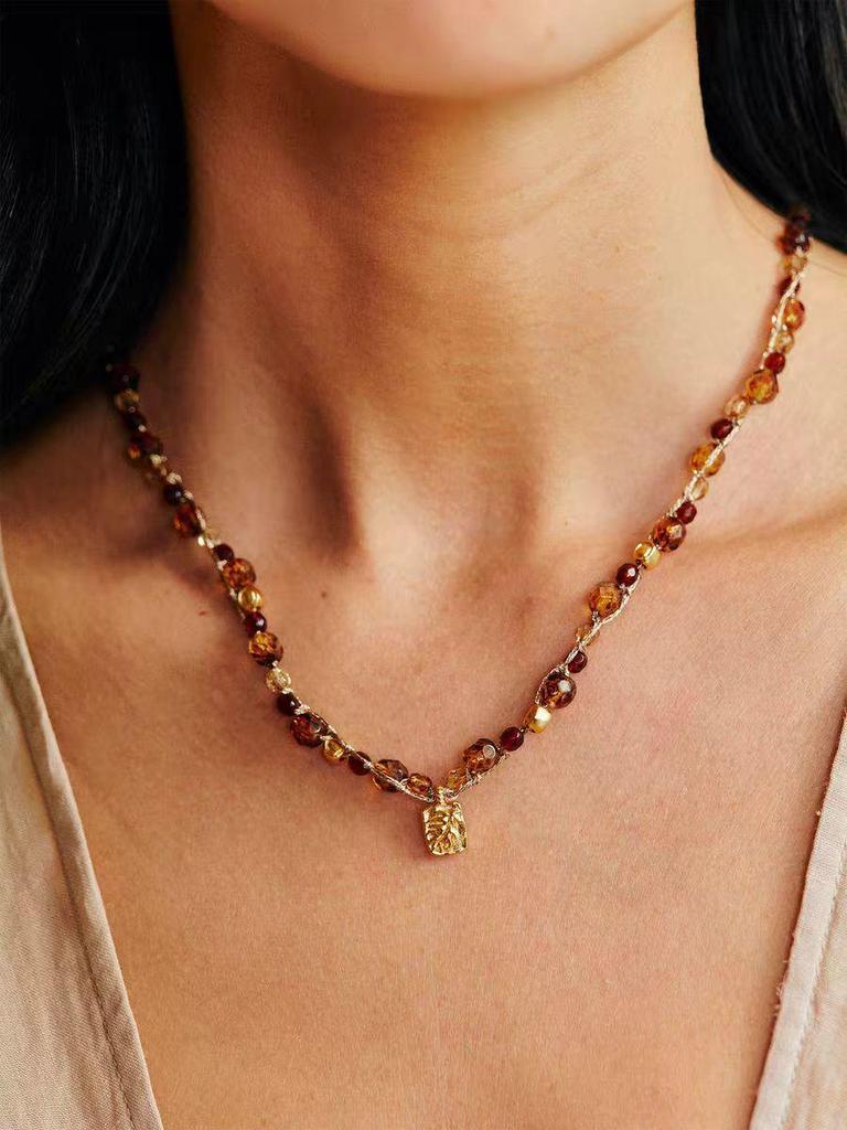 Colar Brilho da Palma: Elegante, Luxuoso, Versátil Pingente com Corrente de Clavícula de Contas para Mulheres