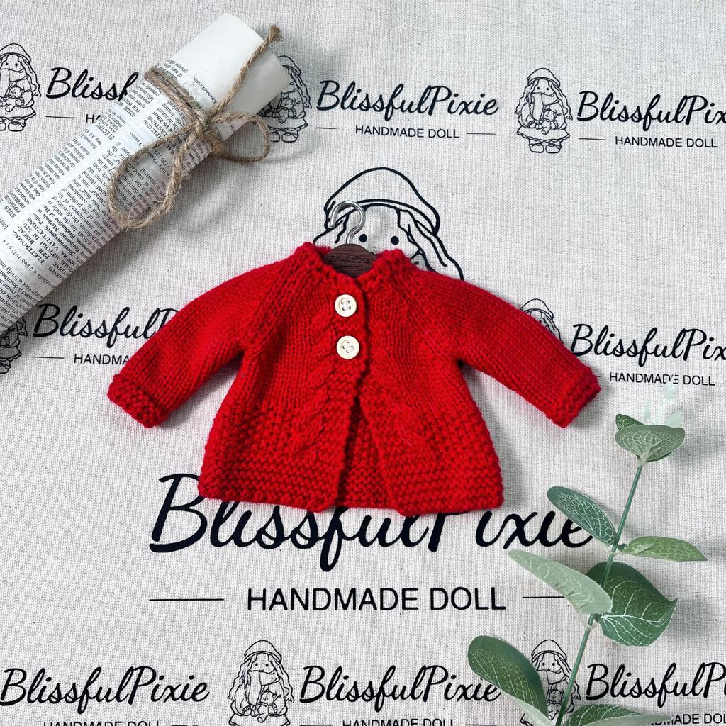 BlissfulPixie Håndlagde Waldorf Dukkeklær 30cm Klesett med Fin Eske for Jenter Julebursdagsgave - Victoria Klestilbehør