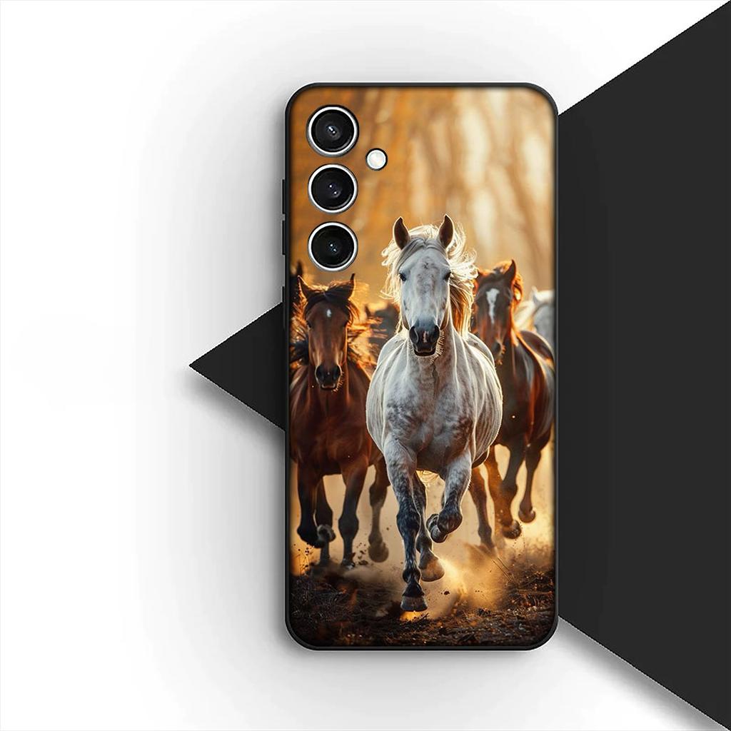 Running Wild And Free Horse Cover for Apple iPhone 16 14 15 Plus 11 Pro Max 16E ProMax + 15Plus 16+ 14+ Coque Phone Case