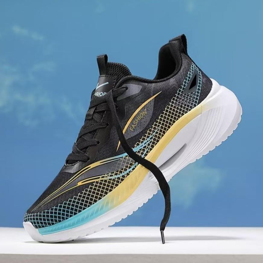 Autumn new casual shoes sports running shoes dad shoes mesh surface breathable and light to learn