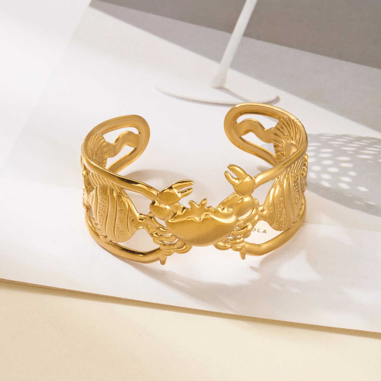 

Bohemian Crab Stainless Steel Cuff Bracelet for Women Oversized Irregular Seafish Open Bangle Summer Party Jewelry Gift