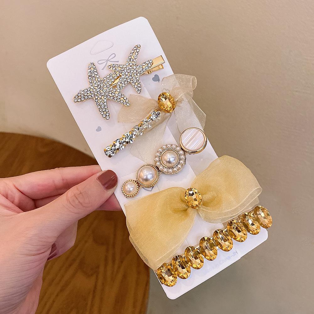6-Piece Retro Korean Style Hair Clip Set with Bear, Pearl, Rhinestone, and Fairy Designs