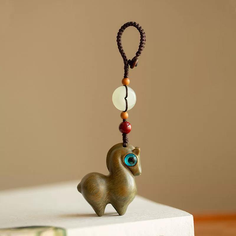 

1Pc Car Keychain New Year Gift Wood Pendant Cute Horse Pendant Exquisite Jade Buckle Mobile Phone Pendant