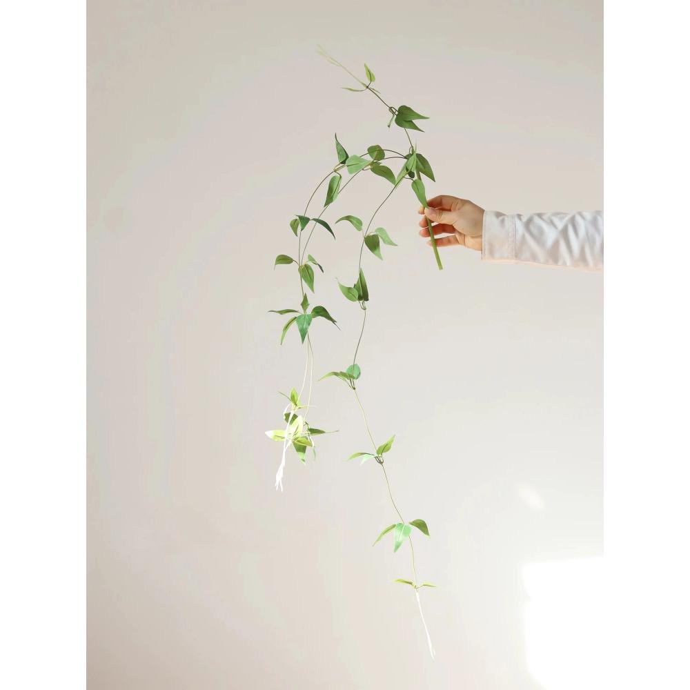 

Искусственные декоративные листья Клематис Ротанг Настенное украшение Подвесные зеленые листья Домашний интерьер Зеленая стена 1pc