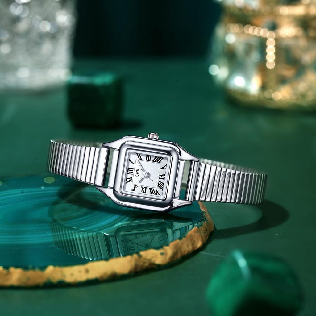 Kleine Exquisite Stahlbanduhr, Retro Leichter Luxus Nische Hochwertige Quadratische Damen-Quarz-Uhr