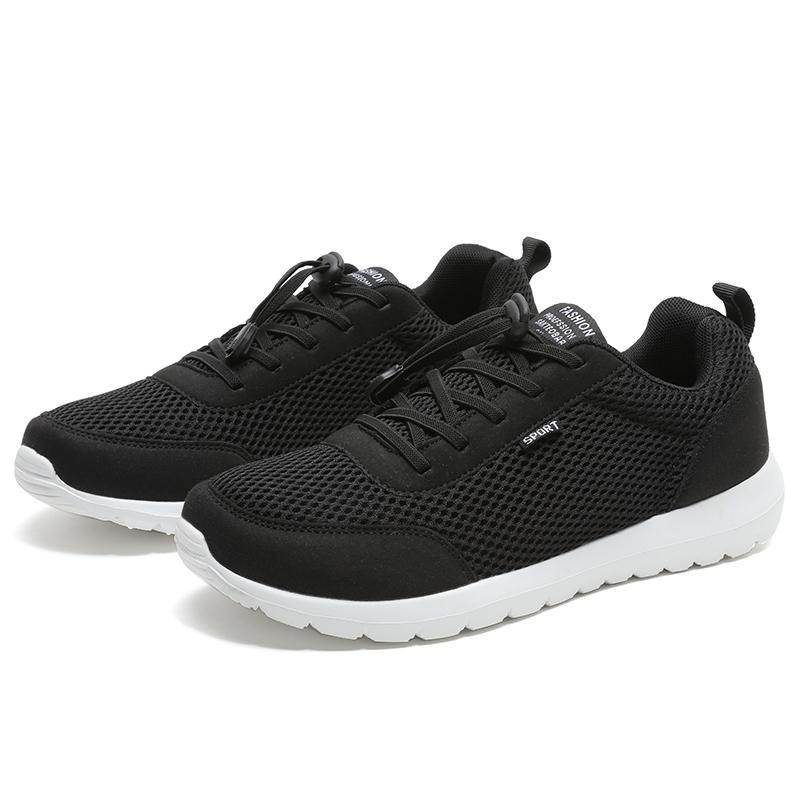 New running shoes, travel shoes, soft soles, lightweight men's and women's elderly sports shoes