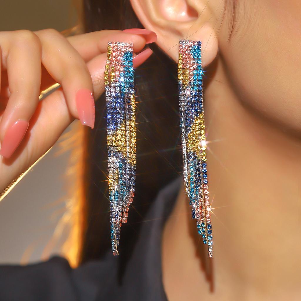 Long Tassel Earrings with a Shiny Temperament Full of Diamonds