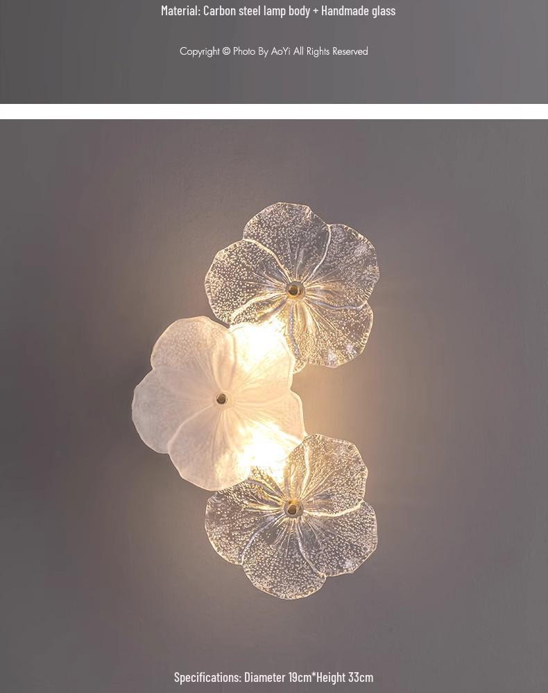 Elegante Fünfblättrige Kristallblumen-Wandleuchte für Schlafzimmer und Wohnzimmer