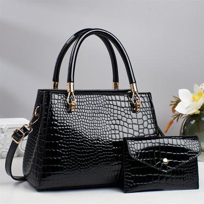 Mother's Day Send Mom Girl Bag 2026 New Atmospheric Crocodile Women's Large Capacity Shoulder Handbag