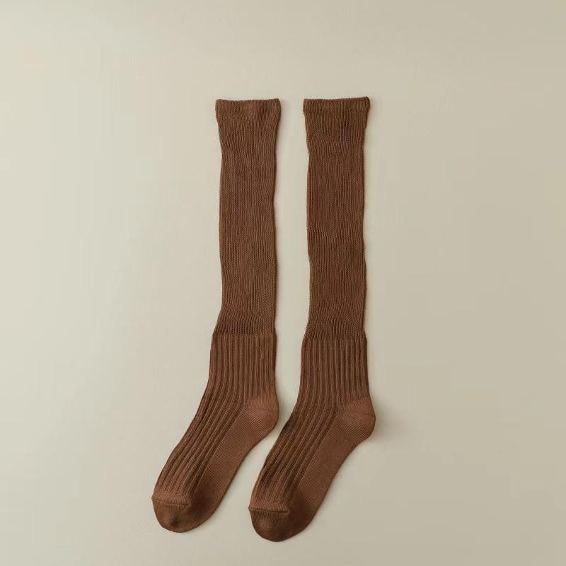 

Female Spring and Autumn Solid Color Vertical Long Tube Pile Pile Calf Socks 1 pair какао коричневий колір