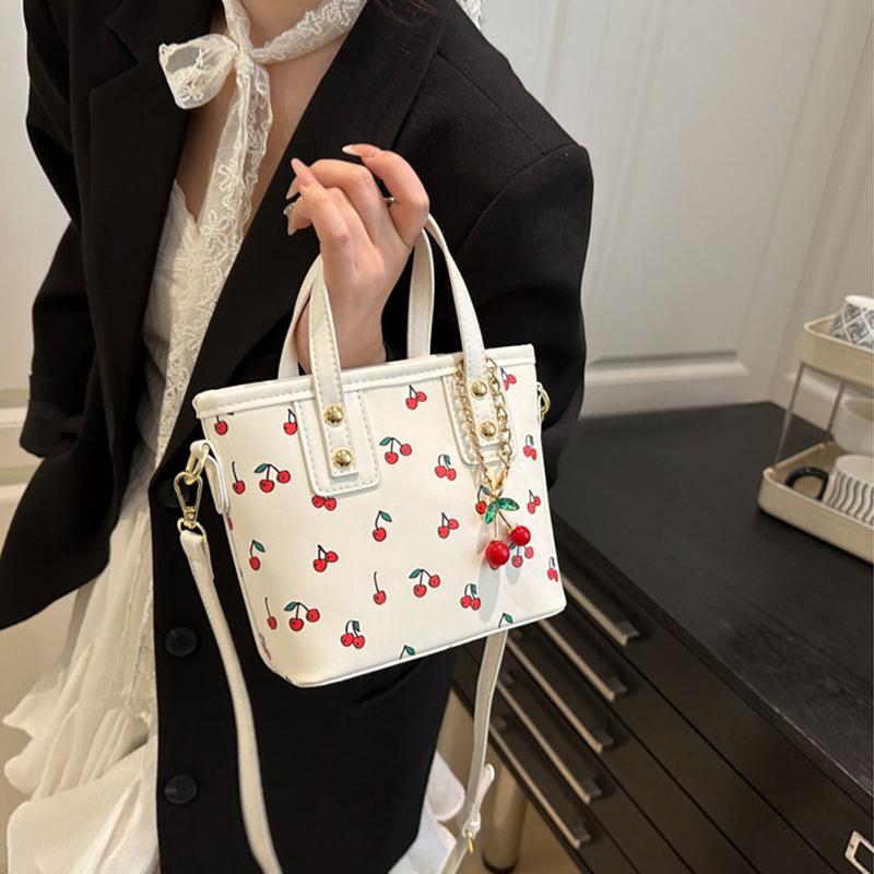 Women PU Cherry Shoulder Bag Large Capacity Trendy Commuting Bag with Cherry Pendant Stylish Crossbody Bag Aesthetic Handbag AVE