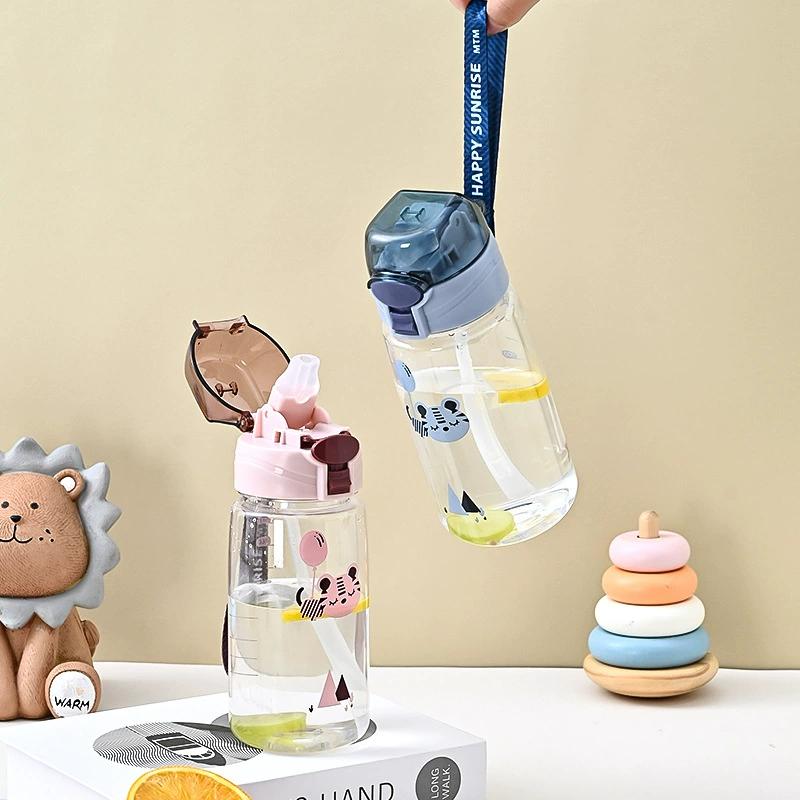 550ml Children Sippy Cup Water Bottles Creativity Cartoon Feeding featuring Straws and Lids Spill Proof Travel Size Toddlers Beverage Cups