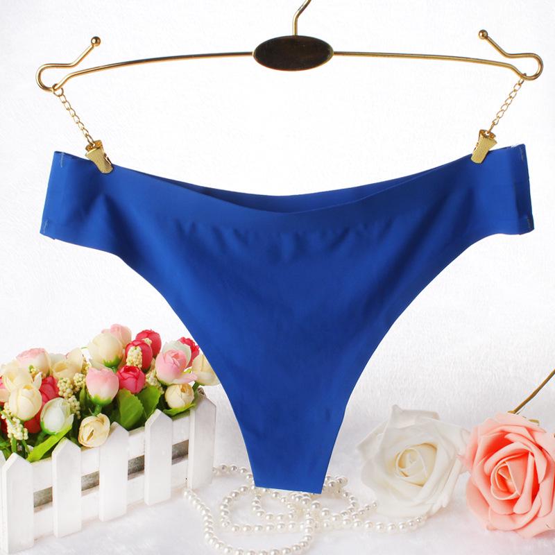 Seamless Low-Rise Sexy Women's Thong with Pure Cotton Crotch