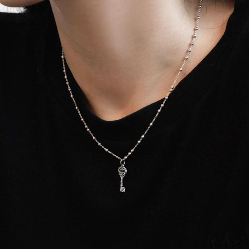 Less Is More Silver Antique Key Necklace