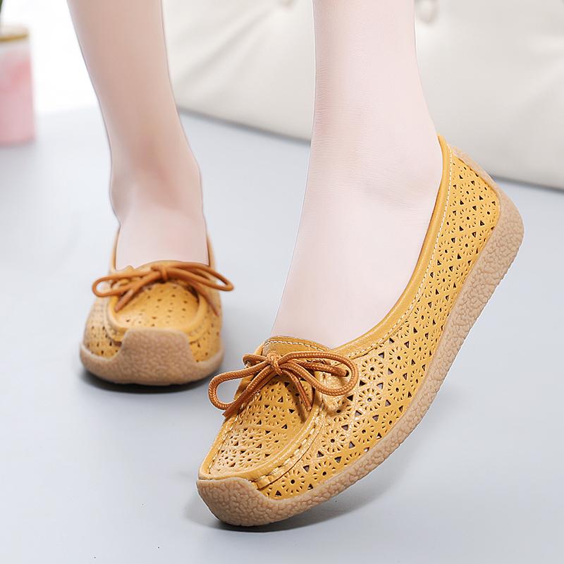 2025 New Women Shoes Moccasins Women Flats Loafers Genuine Leather Female Shoes Slip On Hollow Out Flat Bottomed Mother Shoe Cas
