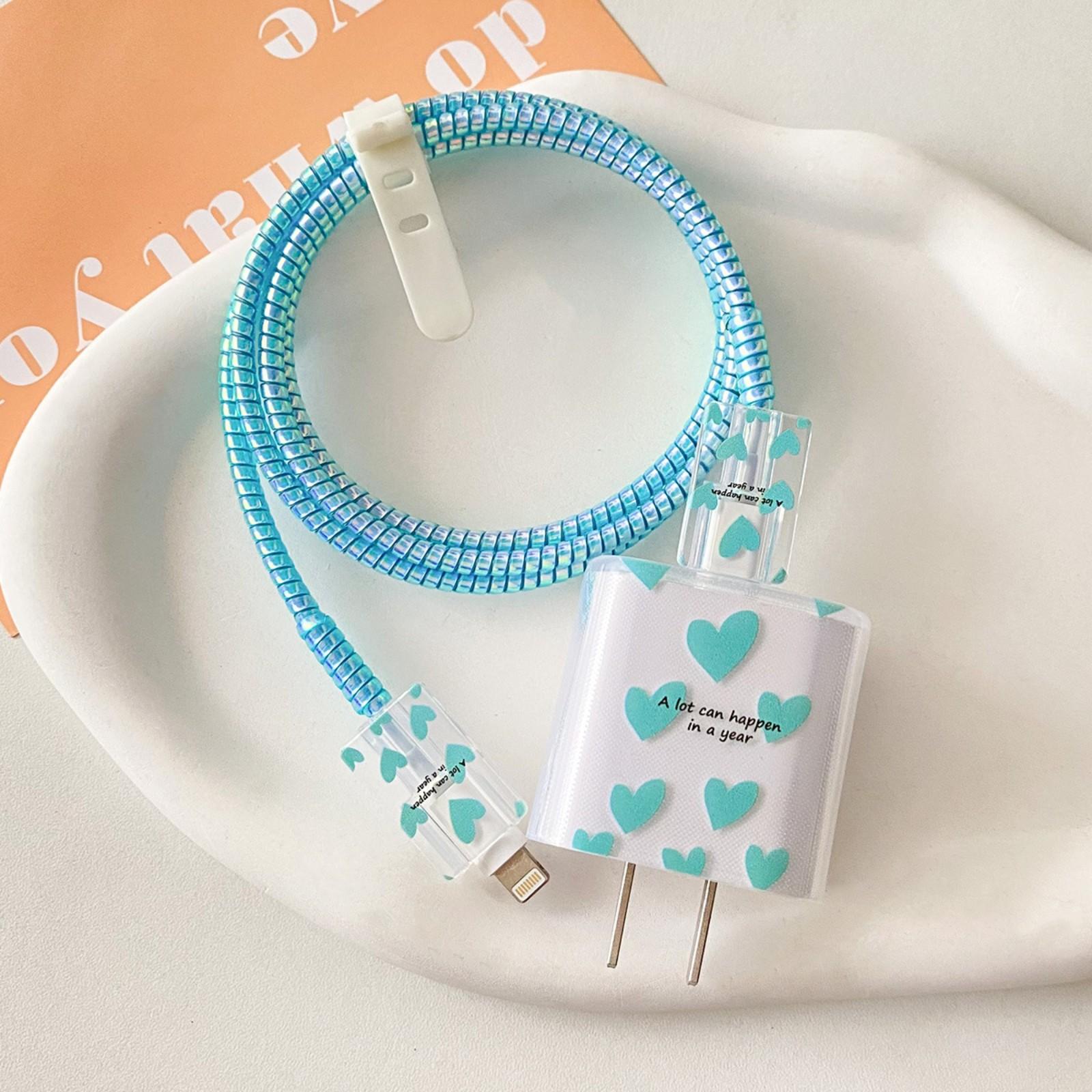 

Зарядное устройство Защитный чехол Кабель для передачи данных Намоточный трос One Size