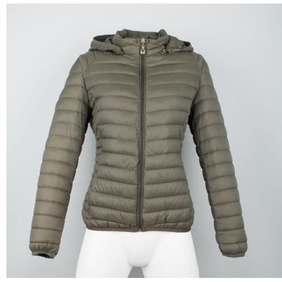 Women Fashion Ultralight Padded Puffer Jacket Coat Lady Soild Lightweight Warm Outwear with Detachable Hood Storage Bag