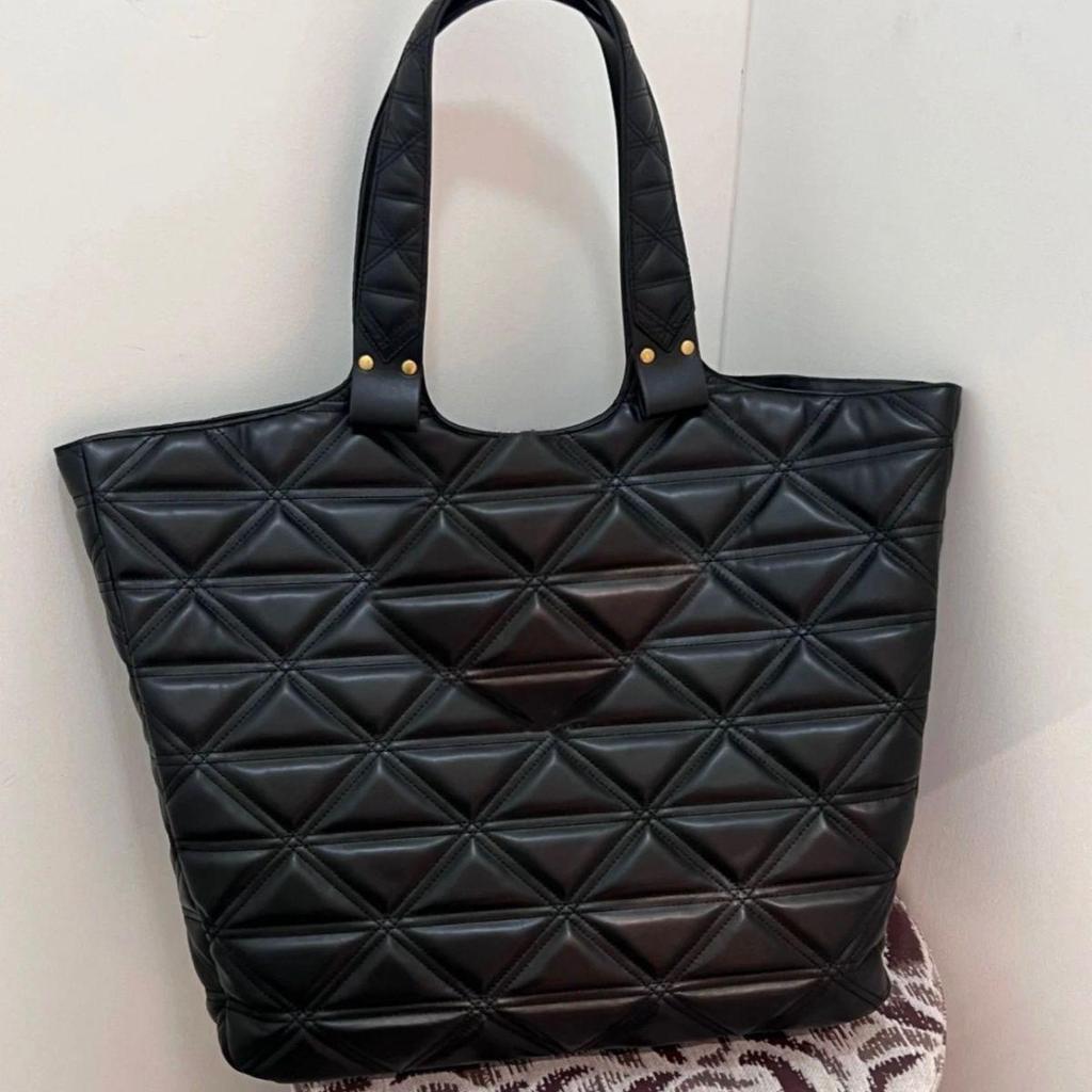 Saturn Argyle Duża Torba na Ramię: Lekka damska torebka na zakupy, do pracy i dla mam.