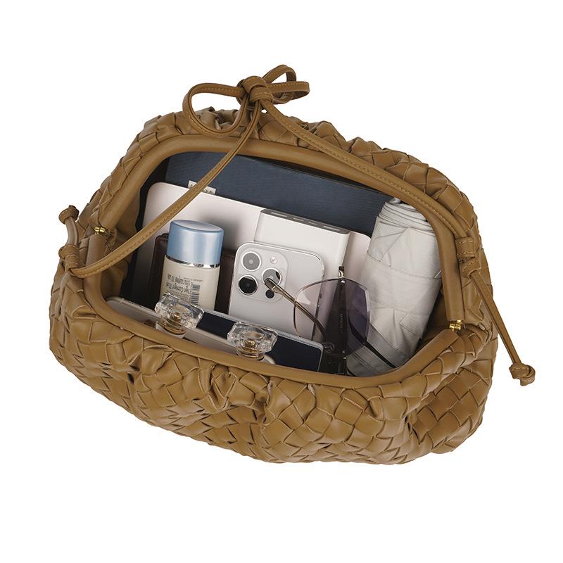 Large Capacity Woven Cloud Clutch Bag