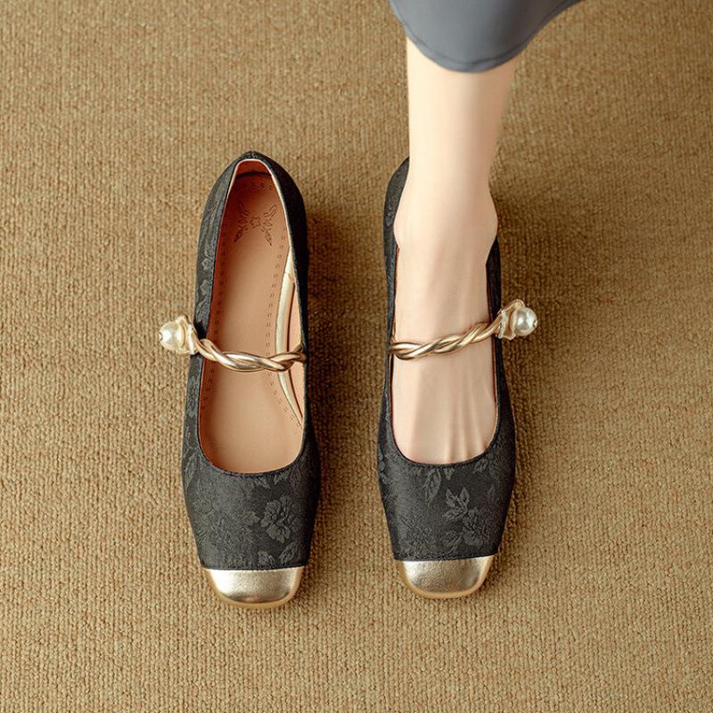 

New women s single shoes square head casual low-heeled leather shoes color matching one-pedal lazy shoes rubber soles women s shoes for all seasons 39 чёрный