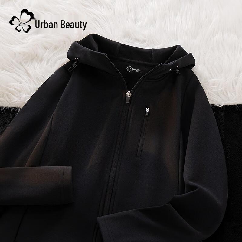 

Женская уличная куртка-ветровка с капюшоном XL