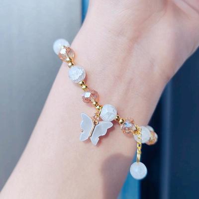 Bracelet en perles de verre pour femmes et filles, pendentif en forme de papillon, breloque élégante pour dames, accessoires de bijoux
