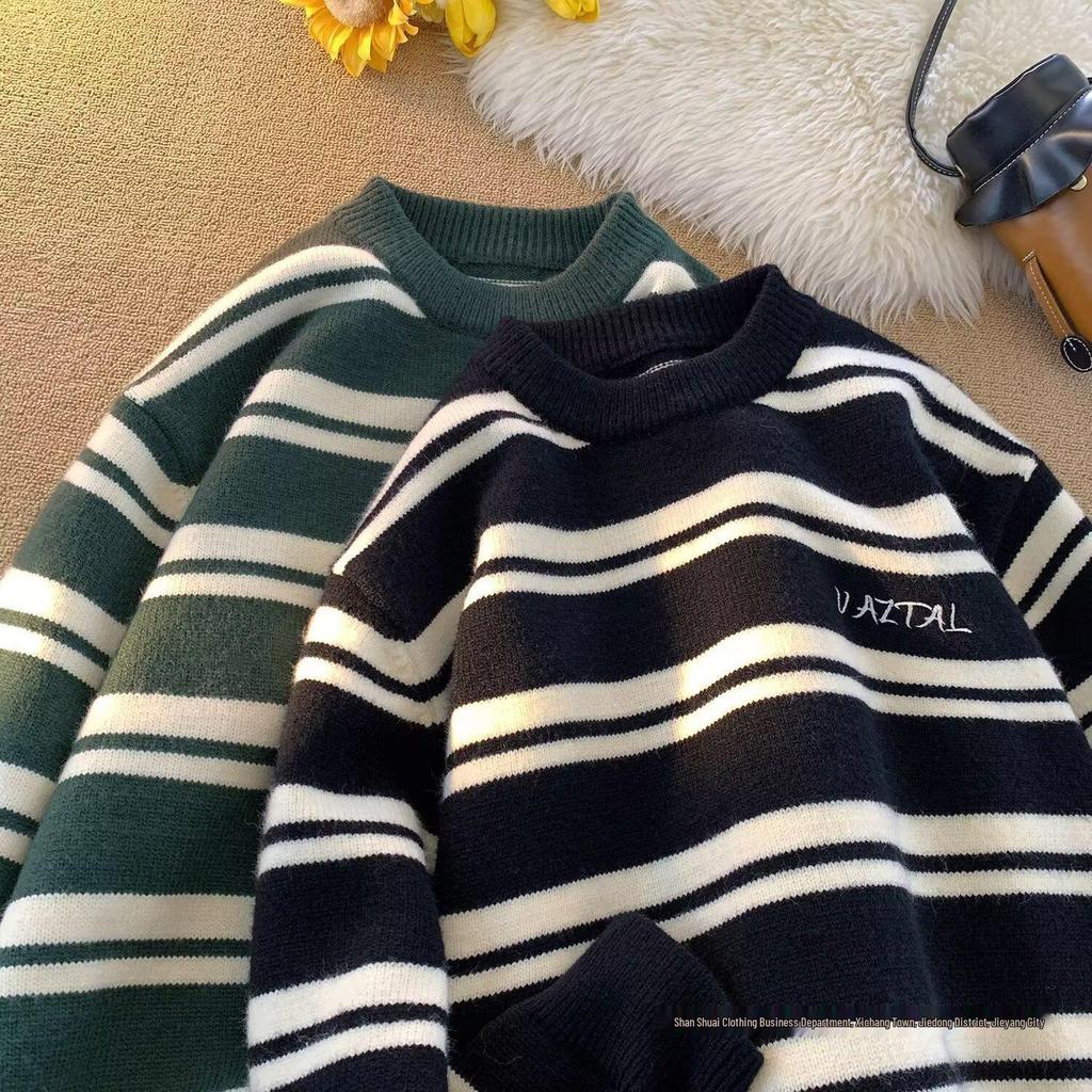 Unisex Retro Striped Soft Sweater: Warm, Cozy Knitwear for Autumn/Winter