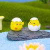 4 Stück Cartoon Niedliches Eierschalenküken Mikrolandschaft Gartenbau Kleines Ornament Mini Gelbes Küken DIY Harz Handwerk Neu
