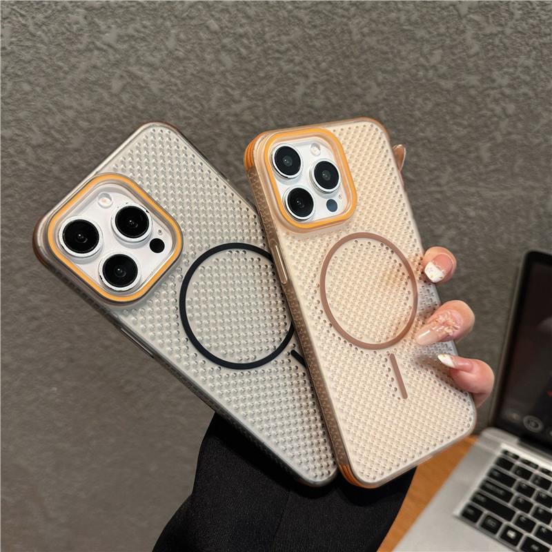 iPhone 17 Pro Max Breathable Mesh Anti-Drop Heat Dissipation Case with Apple 16 Magnetic Features