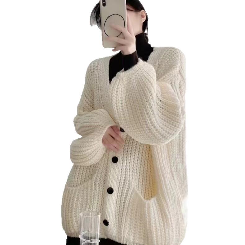 Soft waxy sweater jacket women's autumn and winter new casual thickened temperament loose lazy wind with knitted cardigan