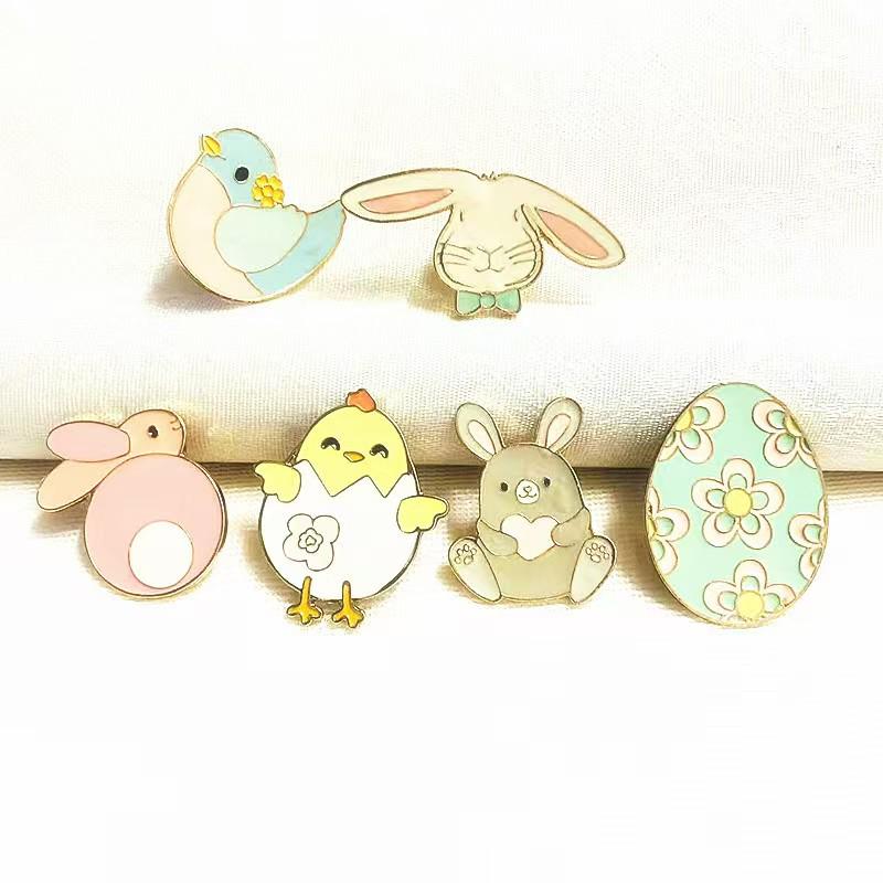 Cute Cartoon Animal Brooch: Colorful Chicken, Bird, and Rabbit Metal Pins with Enamel Coating