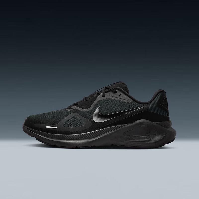 Nike Men s Structure 26 Running Shoes 42