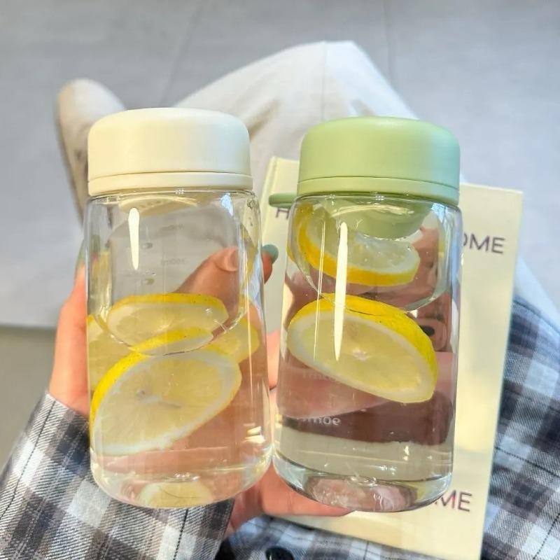 High-quality Plastic Cup High Temperature Resistant Anti-fall Portable Water Cup for Students Simple Fresh Cup with Tea Drain