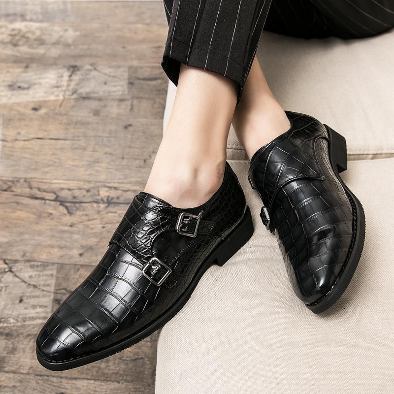 Foreign trade large size lazy one pedal pointed casual leather shoes low top buckle loafers fashion hairstylist trendy shoes