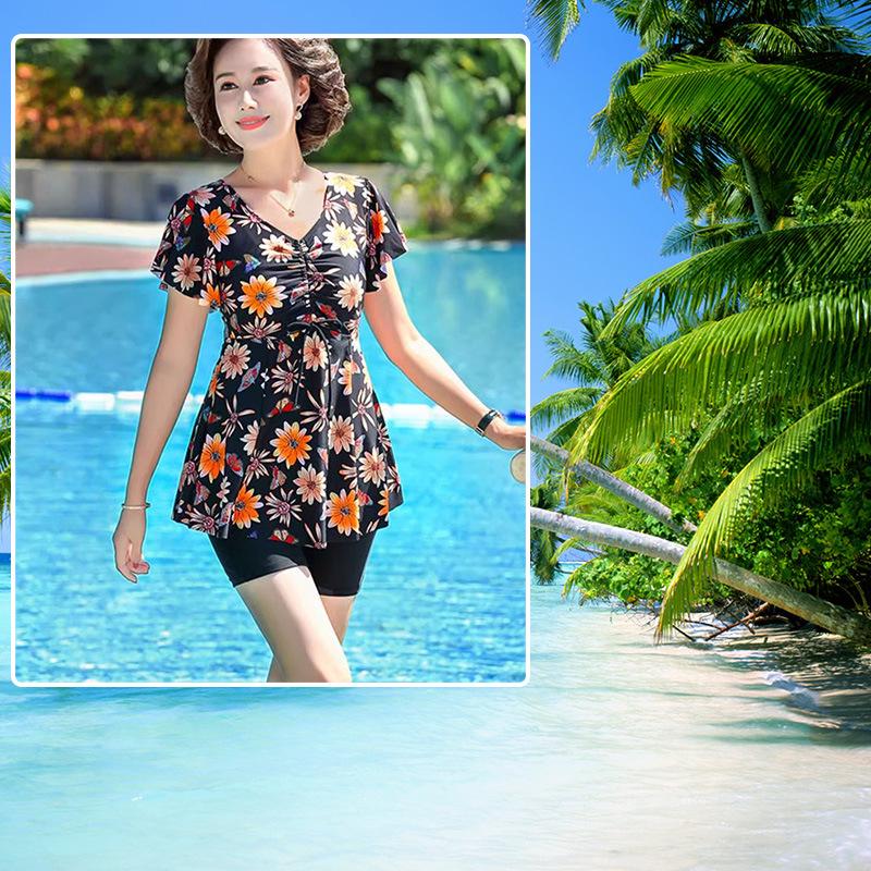 Plus Size Two-Piece Swimsuit for Mature Women - Conservative and Loose Fit Swimwear for Spa and Hot Spring